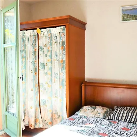 Holiday home Superbe Duplex Avec Terrasse, Piscine Et Parking Au Lavandou - Fr-1-251-567 Le Lavandou
